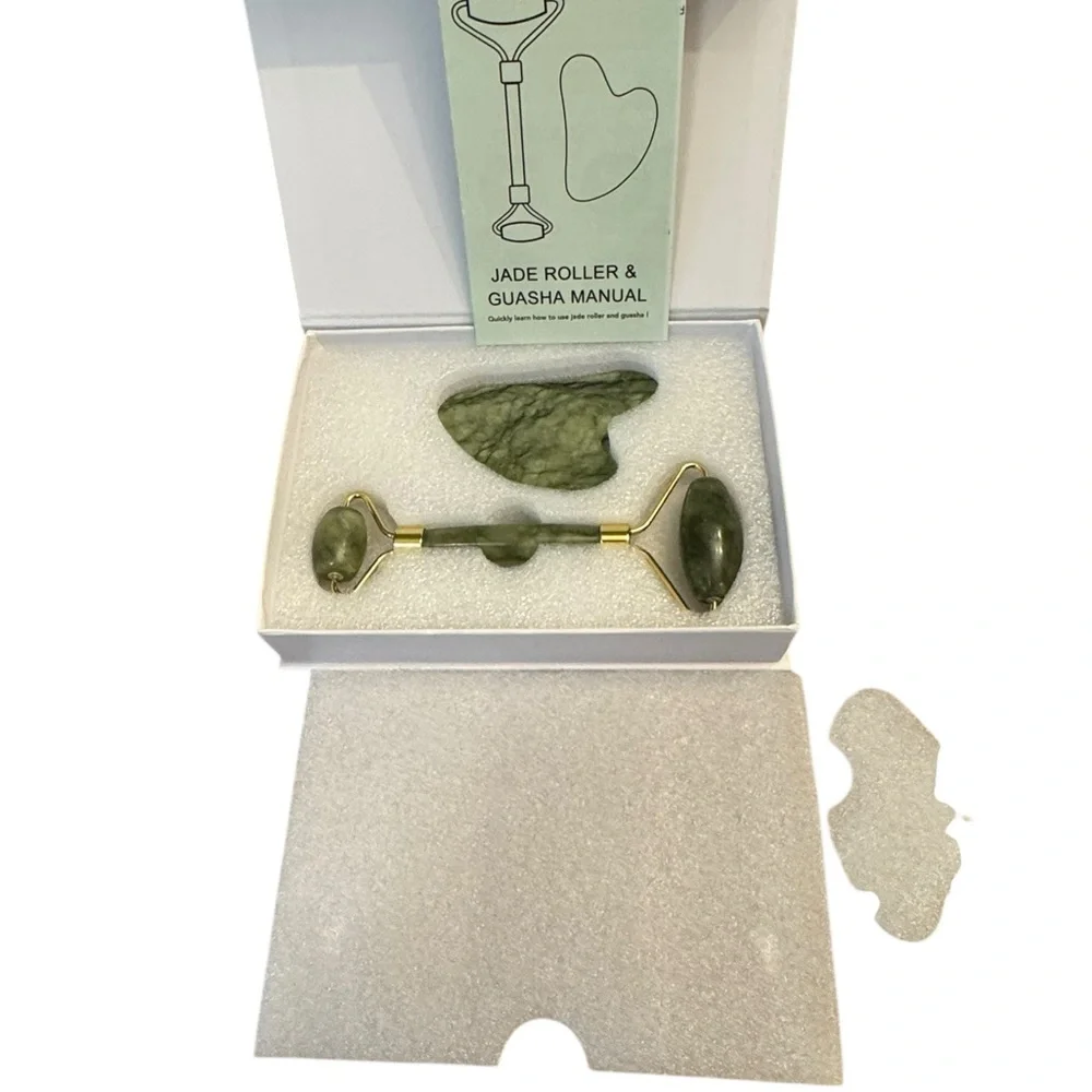 Huefull‎ Jade Roller and Guasha Set